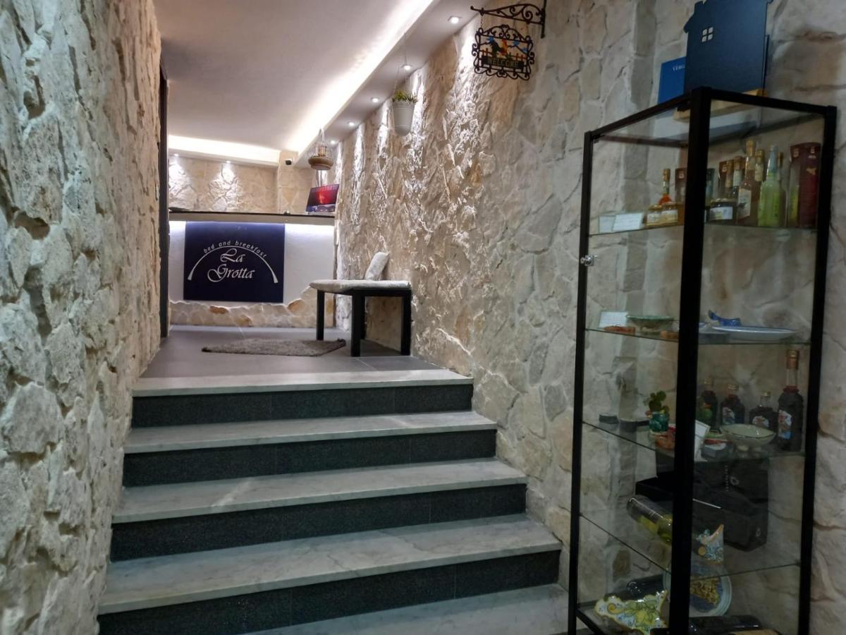 B&B La Grotta Николози Экстерьер фото